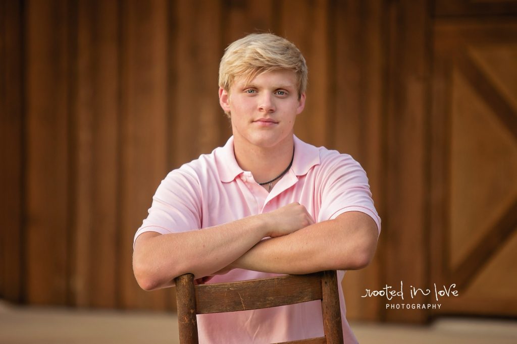 Will's barn senior session