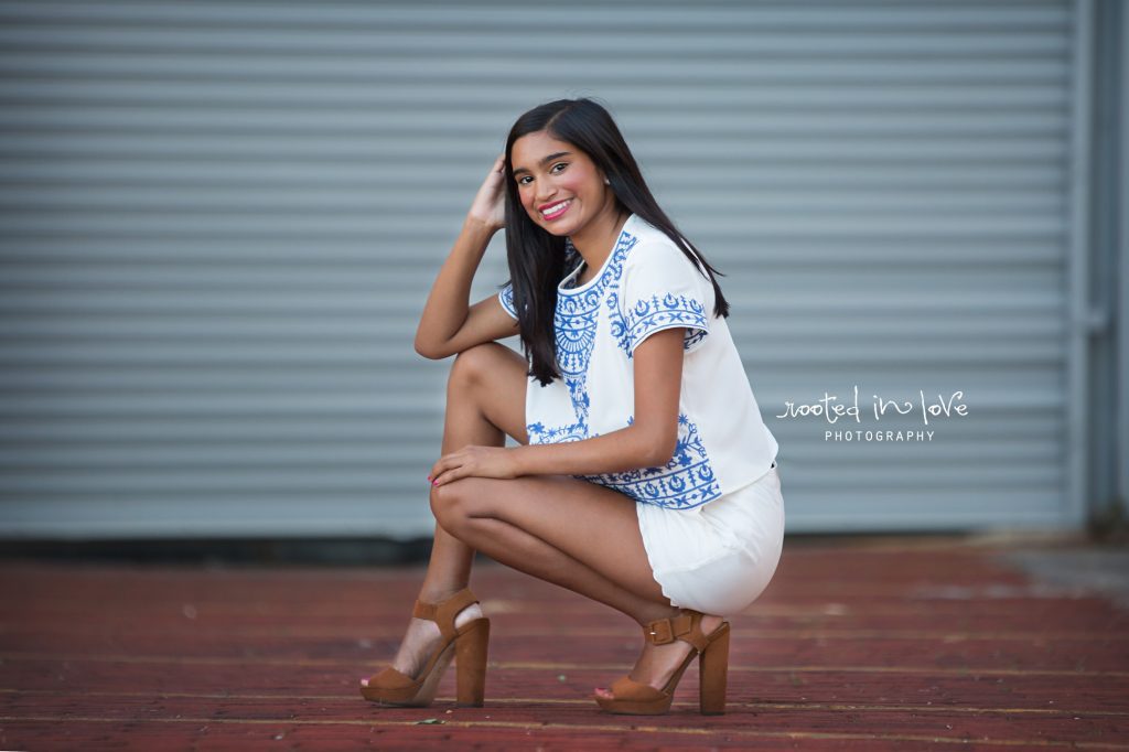 Nina's downtown Fort Worth senior session